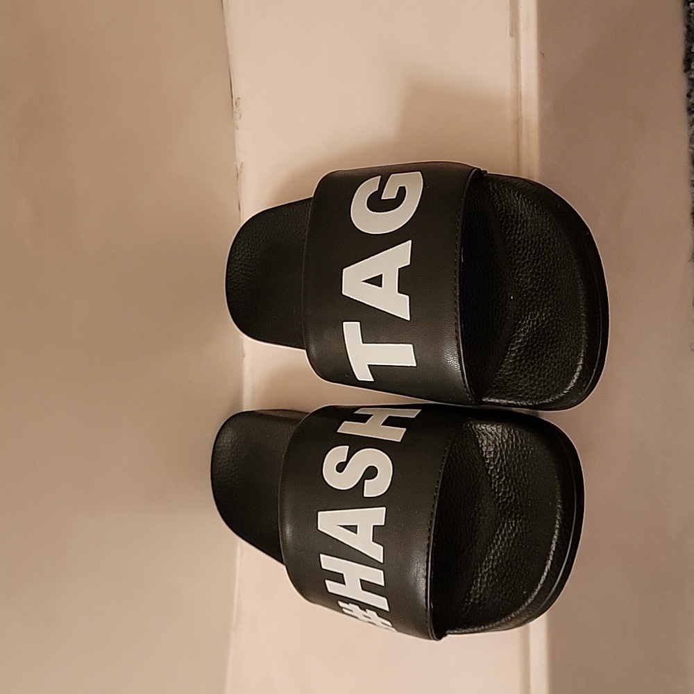 Women's maiden lane slides
